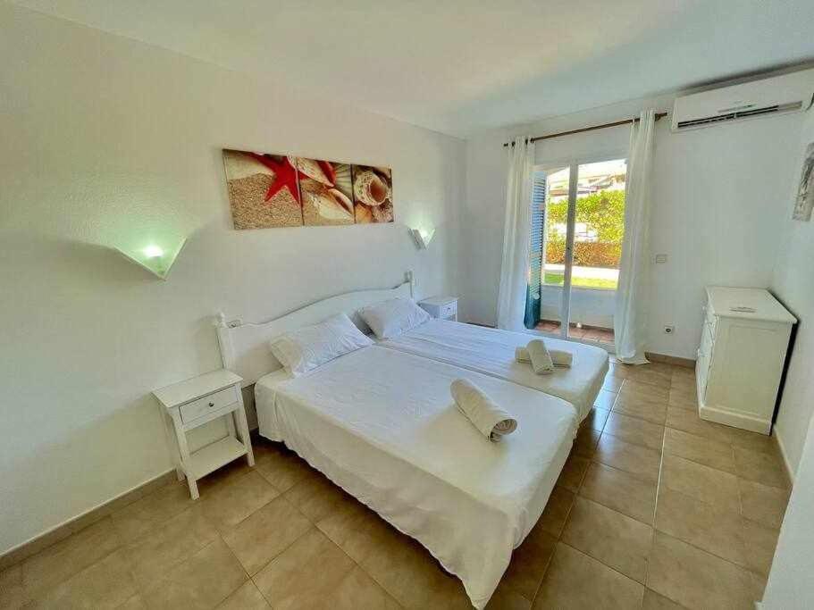 Pura Vida Apartamento Con Piscina Cala'N Blanes  Esterno foto