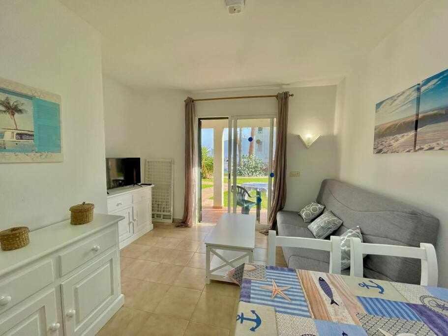 Pura Vida Apartamento Con Piscina Cala'N Blanes  Esterno foto