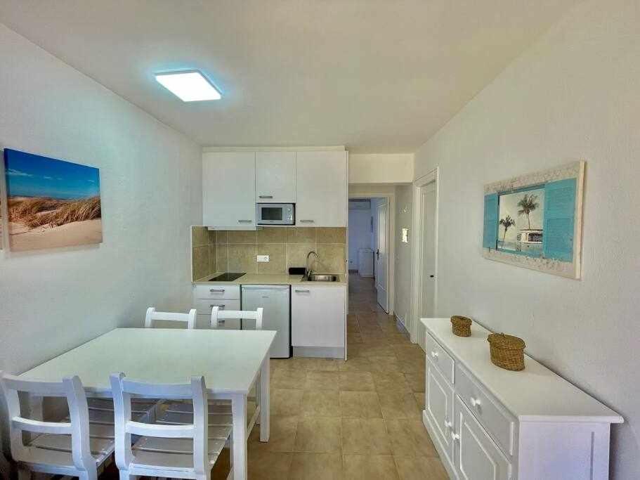 Pura Vida Apartamento Con Piscina Cala'N Blanes  Esterno foto